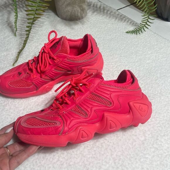 Adidas FYW S97 LifeShock Sneakers Red‎ (female)(male) Size 7